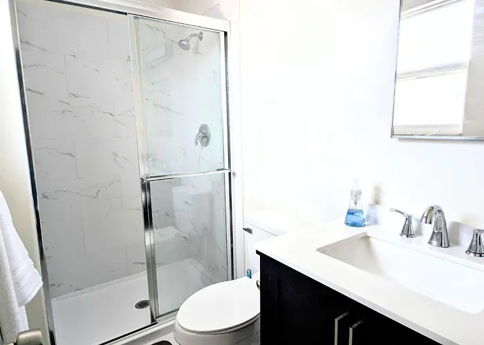 2br Tropical Retreat A 3mins To Apartment *