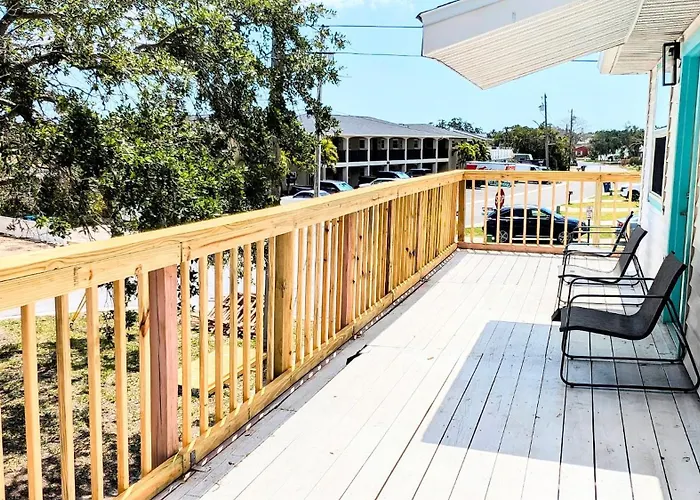 2br Tropical Retreat A 3mins To Clearwater Beach